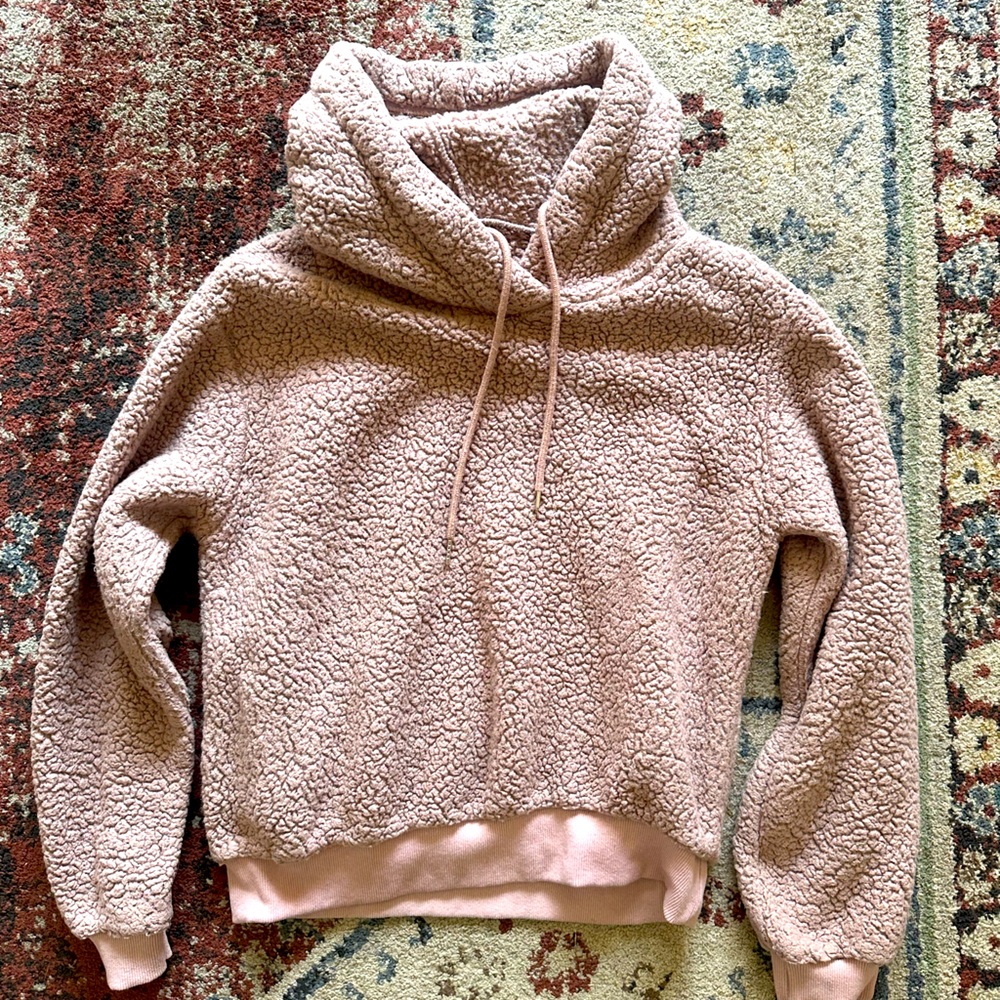 Cute women’s fuzzy pink hoodie, size small